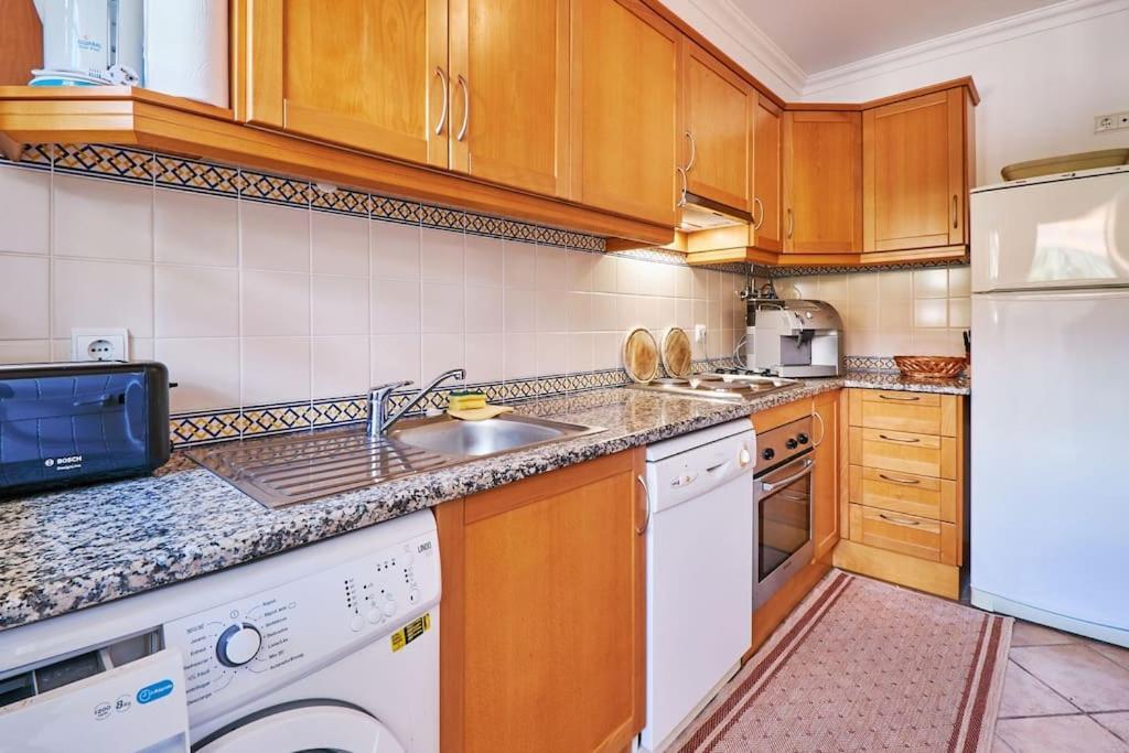 알부페이라 Casa Felix Mit Pool 빌라 외부 사진
